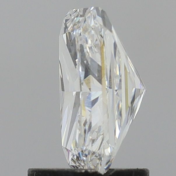1.70 ct Radiant diamond