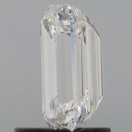 1.49 ct. emerald Lab Grown Diamond front image