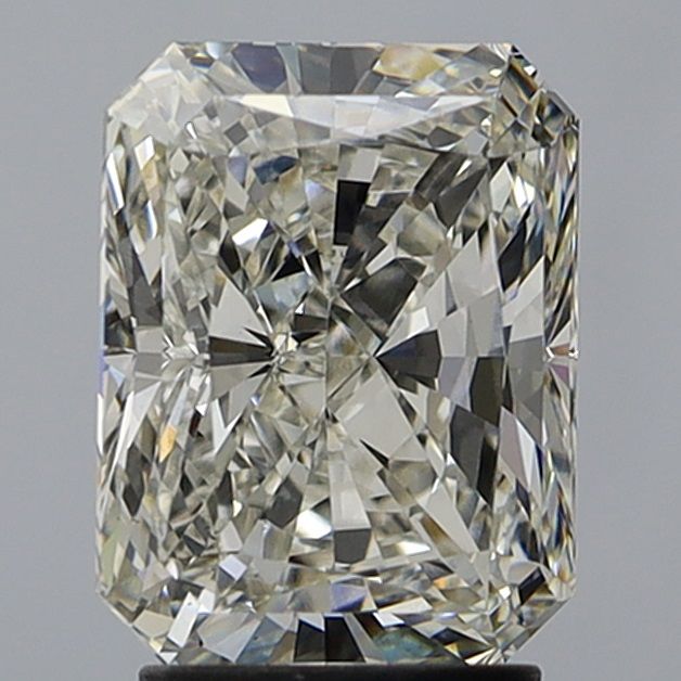 3.02 ct. radiant Lab Grown Diamond front image