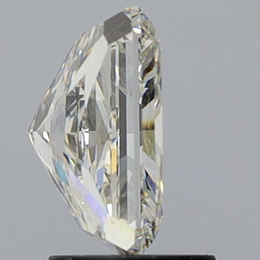2.59 ct. radiant Lab Grown Diamond front image