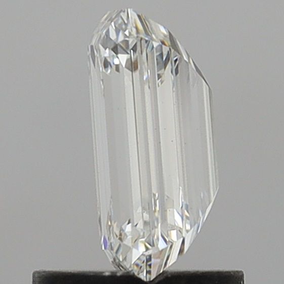 1.31 ct. emerald Lab Grown Diamond front image