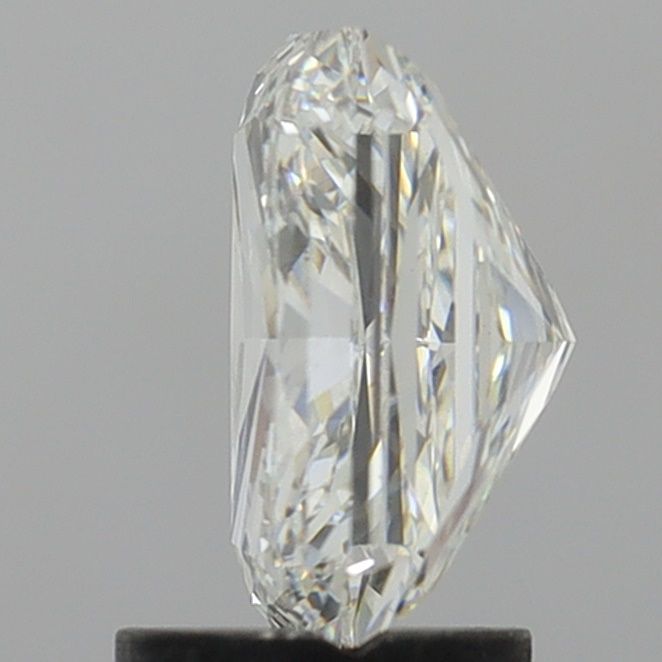2.62 ct. radiant Lab Grown Diamond front image