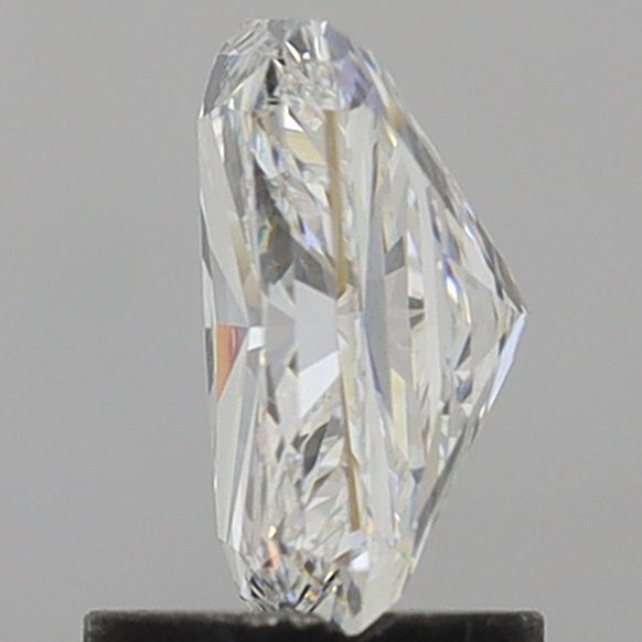 1.72 ct Radiant diamond