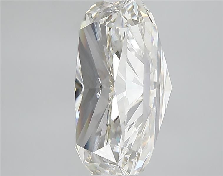 6.01 ct. radiant Lab Grown Diamond front image