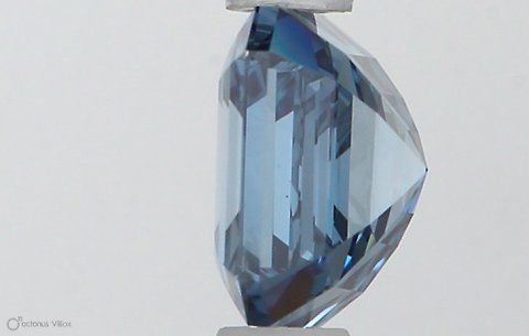0.74 ct Square Emerald diamond