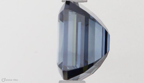 1.51 ct. emerald Lab Grown Diamond front image