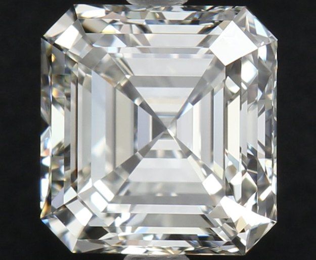 1.90 ct Asscher diamond