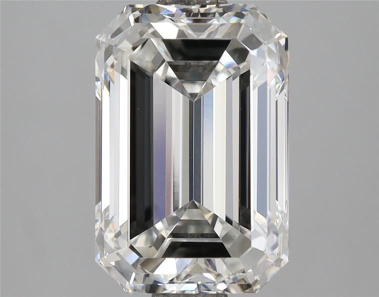 2.92 ct Emerald diamond