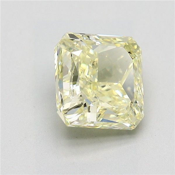 3.02 ct Radiant diamond