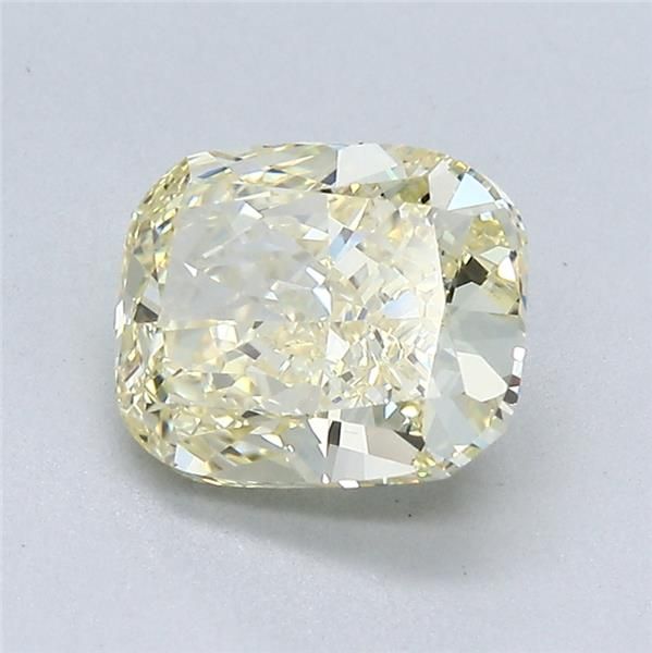 2.01 ct Cushion Brilliant diamond