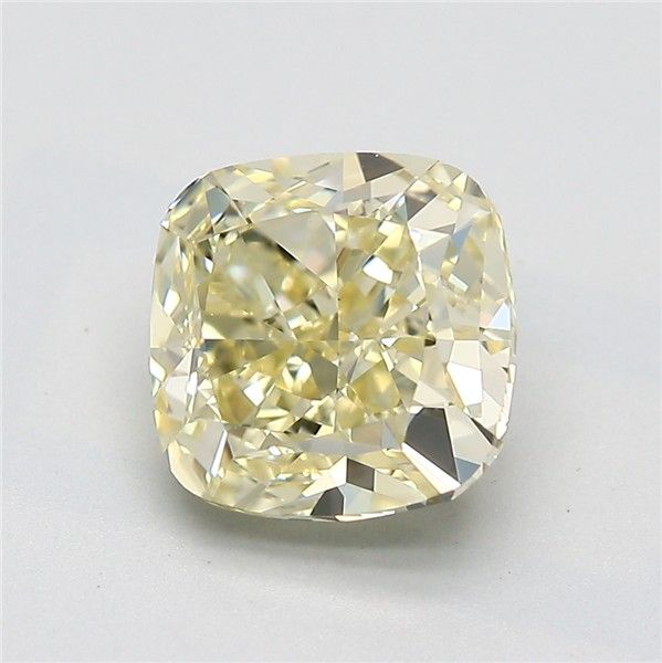 2.15 ct Cushion Brilliant diamond