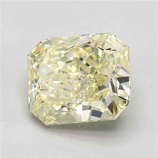 3.01 ct Radiant diamond