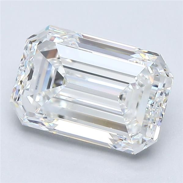 3.01 ct Emerald diamond