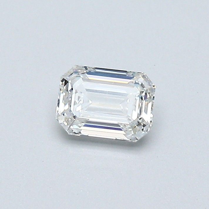 0.35 ct Emerald diamond