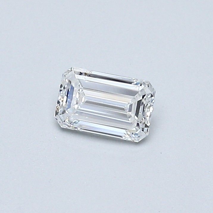 0.30 ct Emerald Natural Diamond