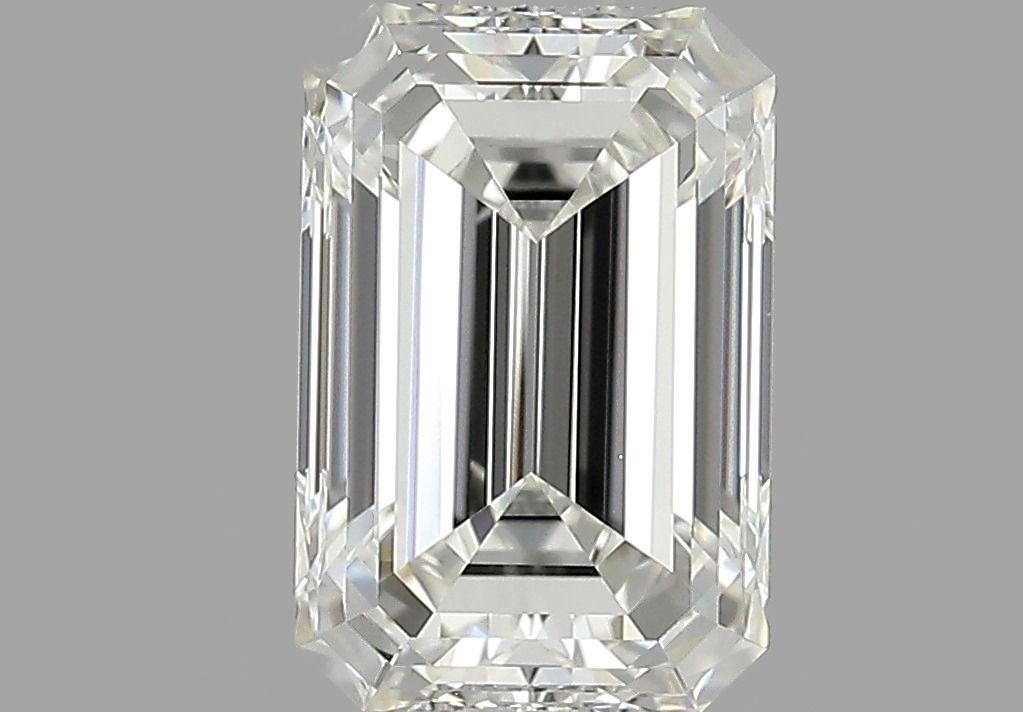 3.01 ct Emerald diamond