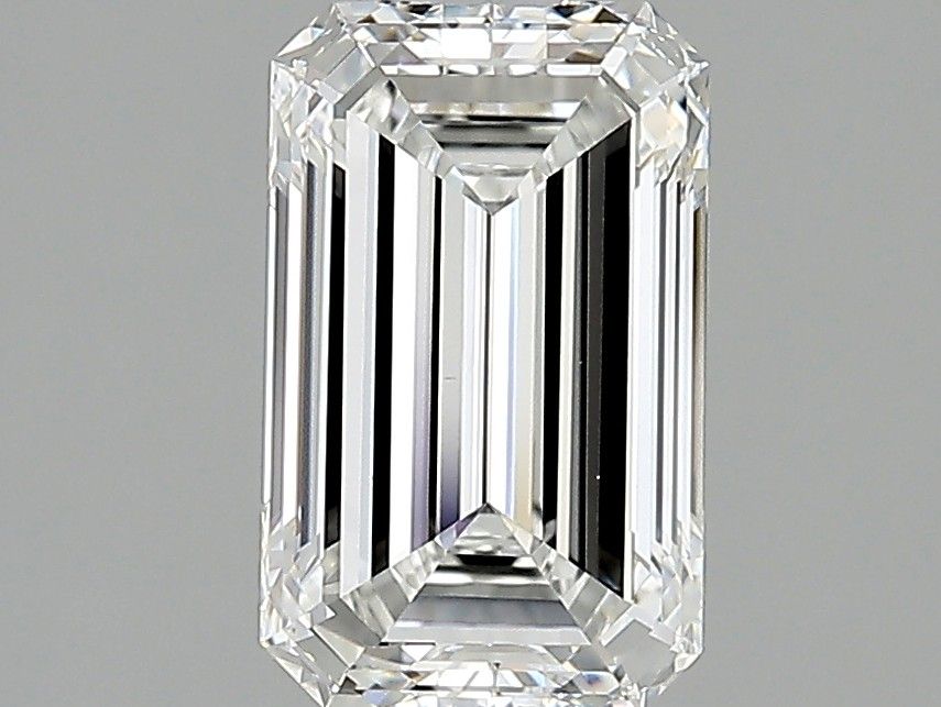 2.01 ct Emerald diamond
