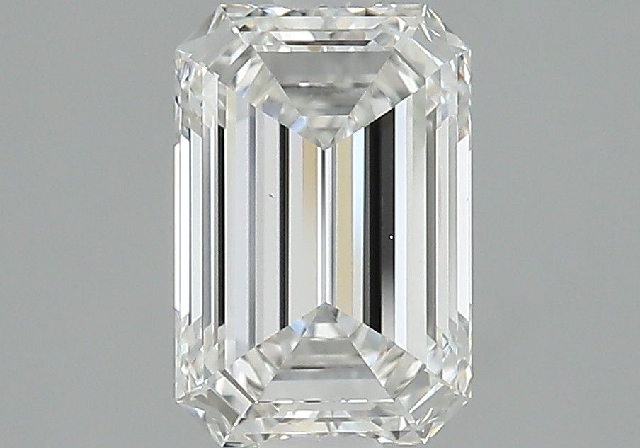 2.01 ct Emerald diamond