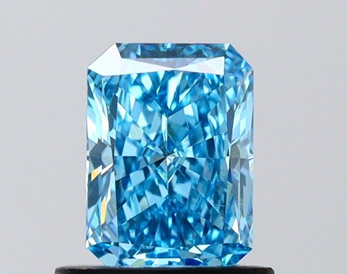 0.99 CT Fancy Vivid Blue RADIANT