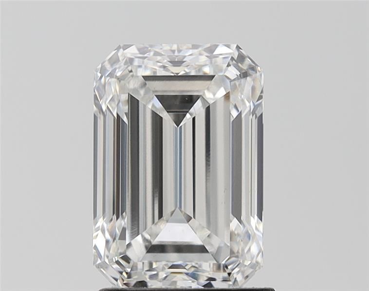 2.65 ct Emerald diamond