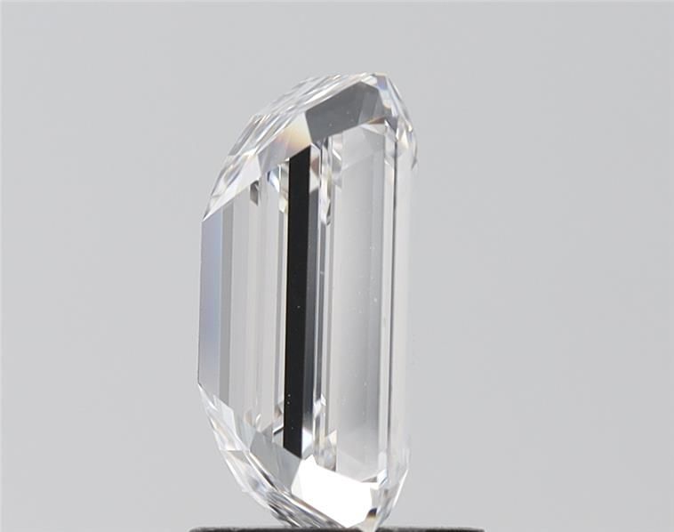 3.02 ct. emerald Lab Grown Diamond front image