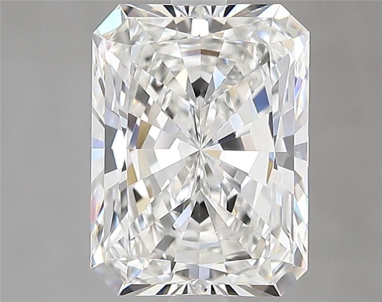 3.07 ct Radiant diamond