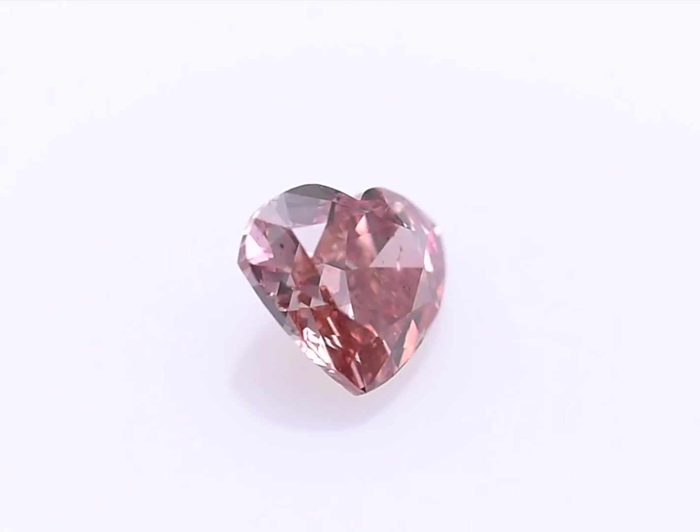Diament 0.84 ct Fancy Deep Orangey Pink/SI1