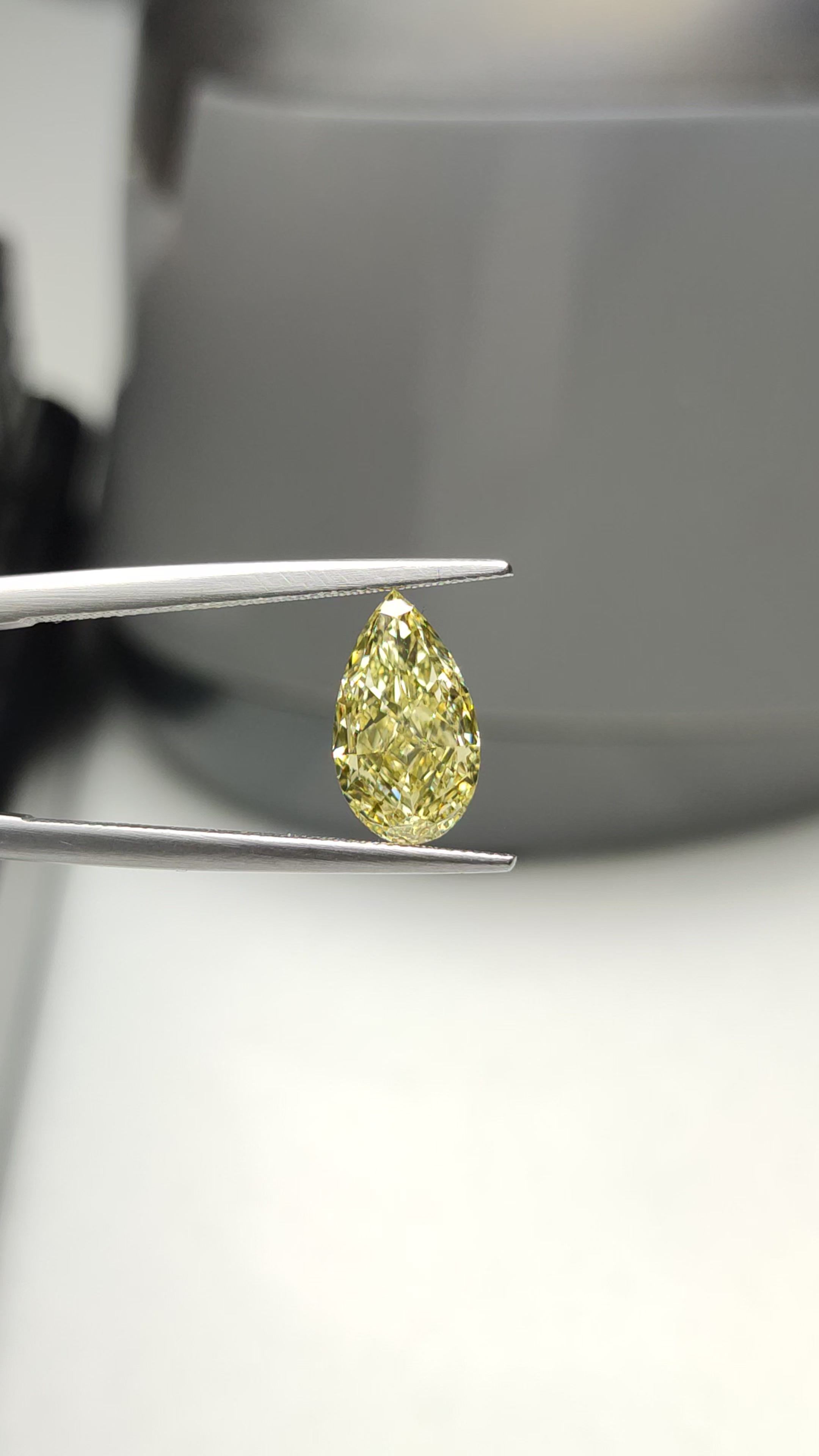 2.01 ct Pear diamond