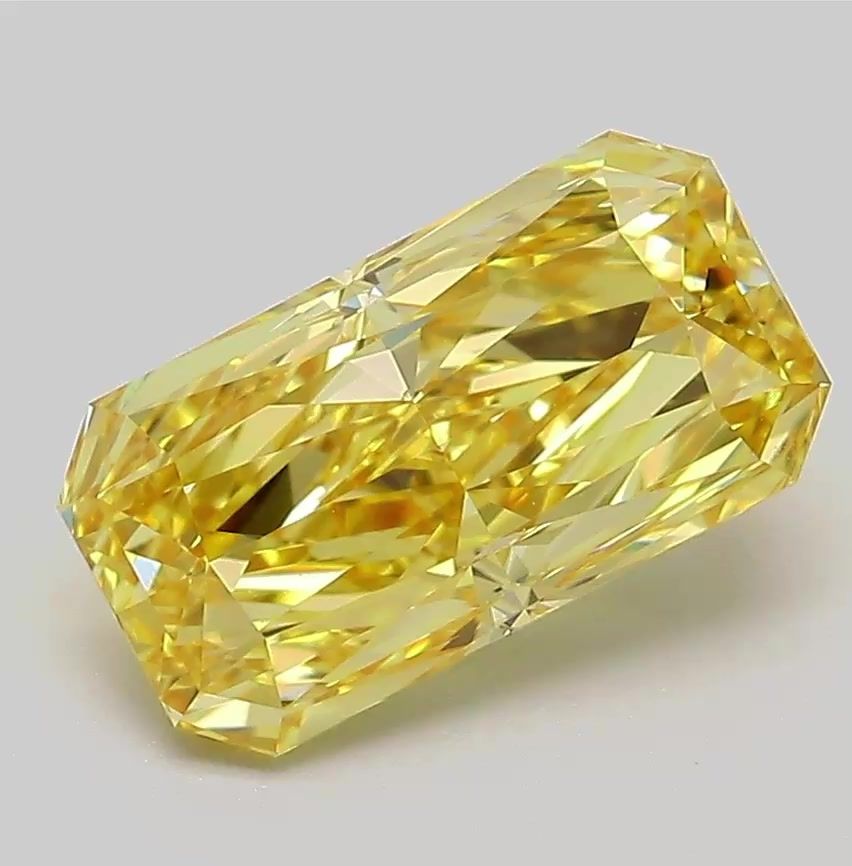 2.61 ct. radiant Lab Grown Diamond front image