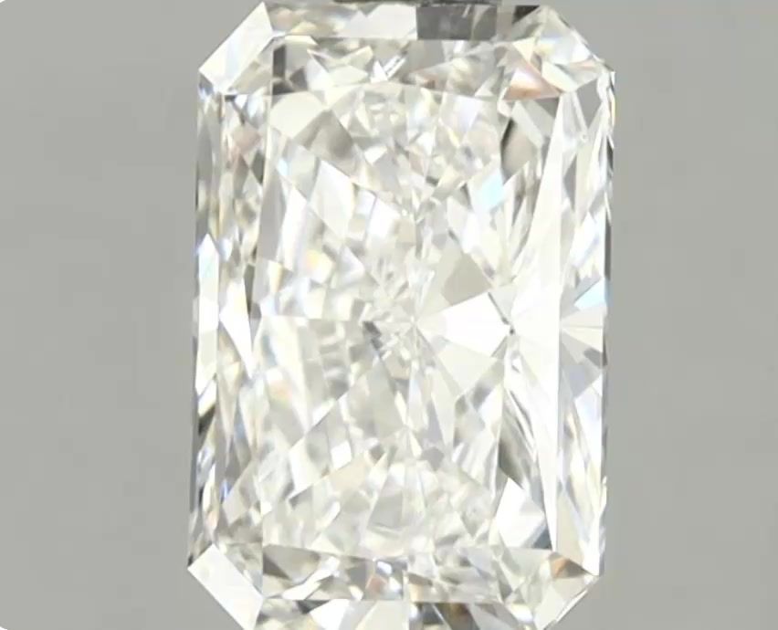 1.43 ct. radiant Lab Grown Diamond front image