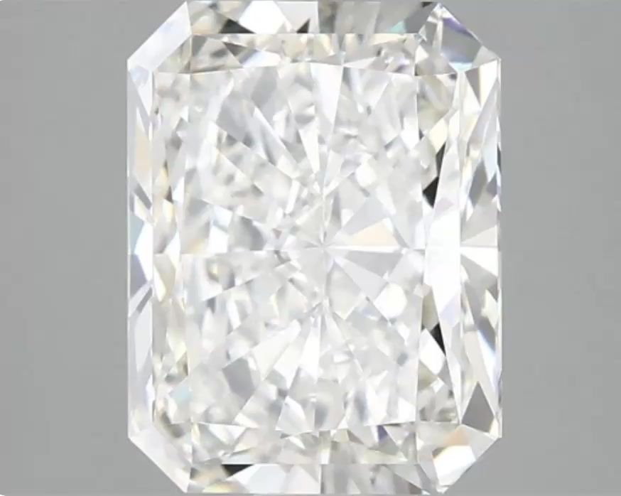 2.44 ct Radiant diamond