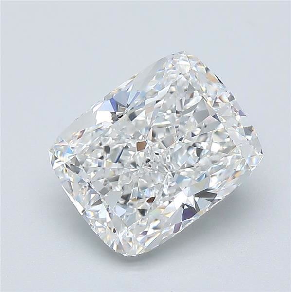 3.03 ct Cushion Brilliant diamond