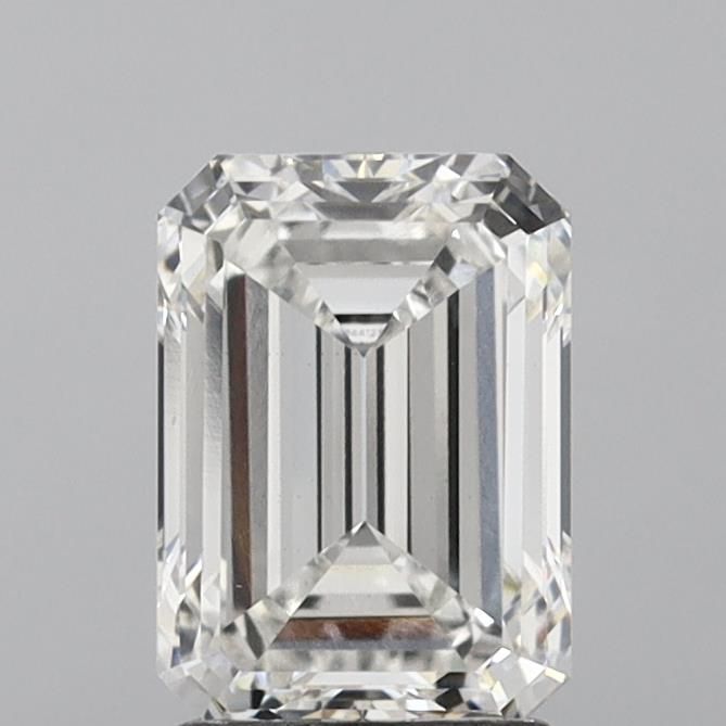 2.42 ct Emerald diamond