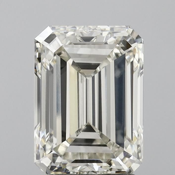 3.05 ct Emerald diamond