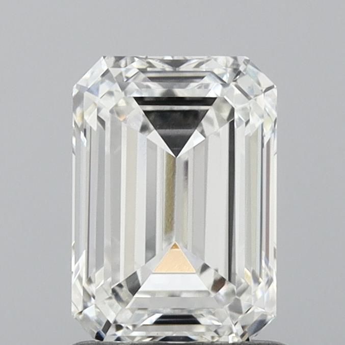 1.35 ct lab-grown Emerald Diamond