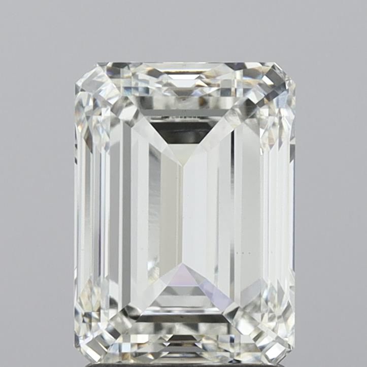2.60 ct Emerald diamond