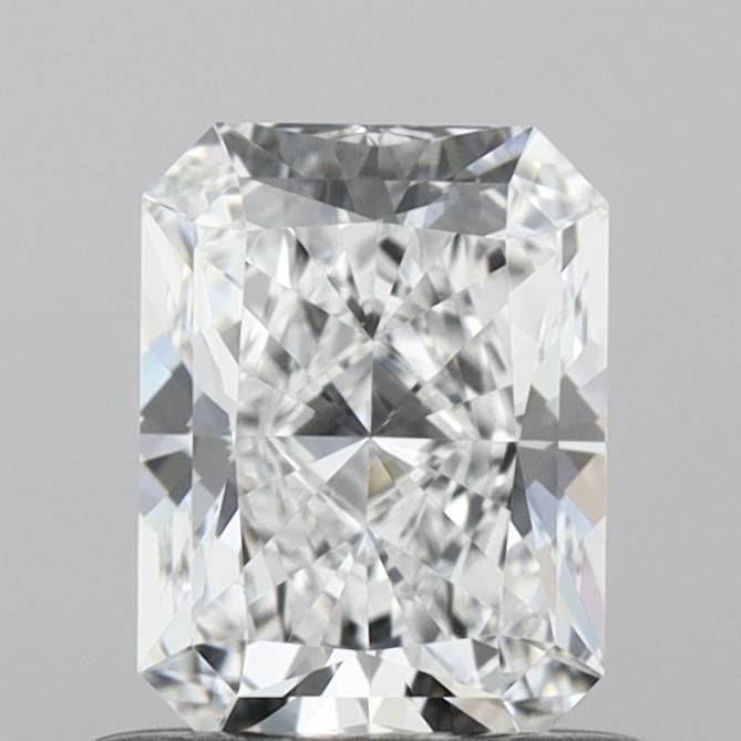 0.7 ct lab-grown Radiant Diamond