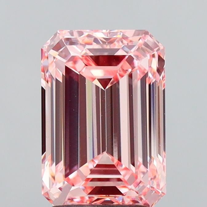 2.63 ct Emerald diamond