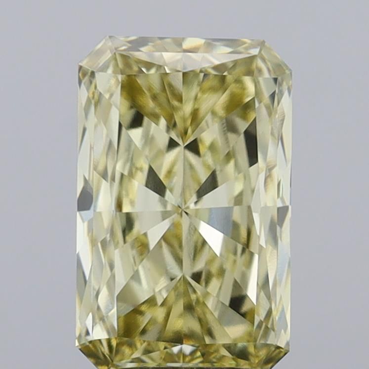 3.01 ct Radiant diamond