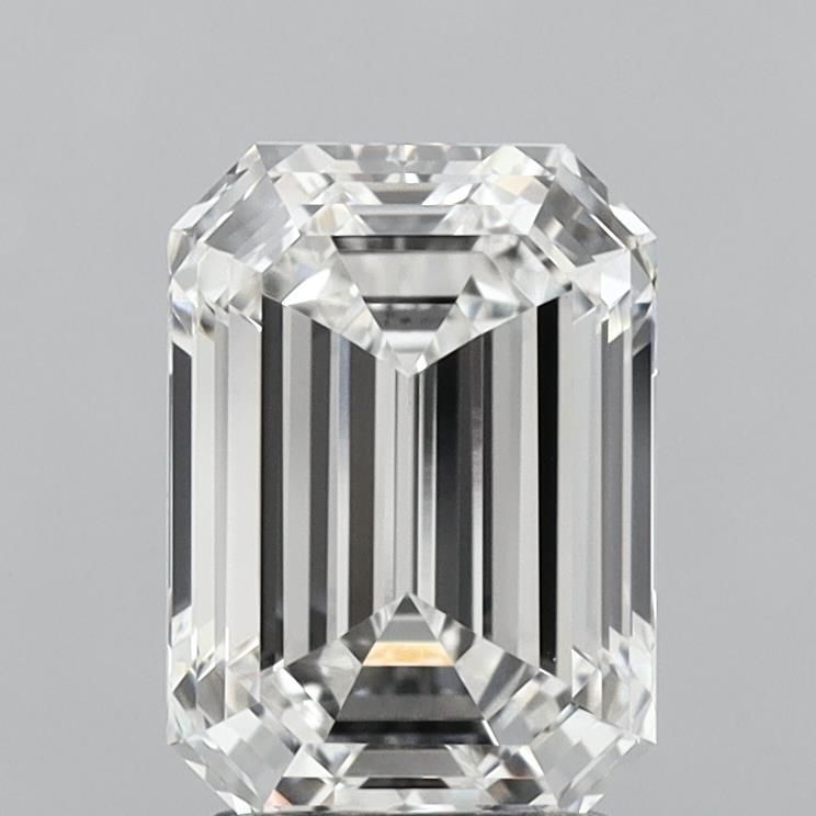 3.03 ct Emerald diamond