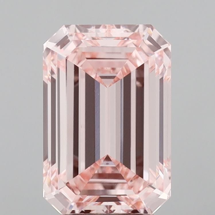 3.09 ct Emerald diamond