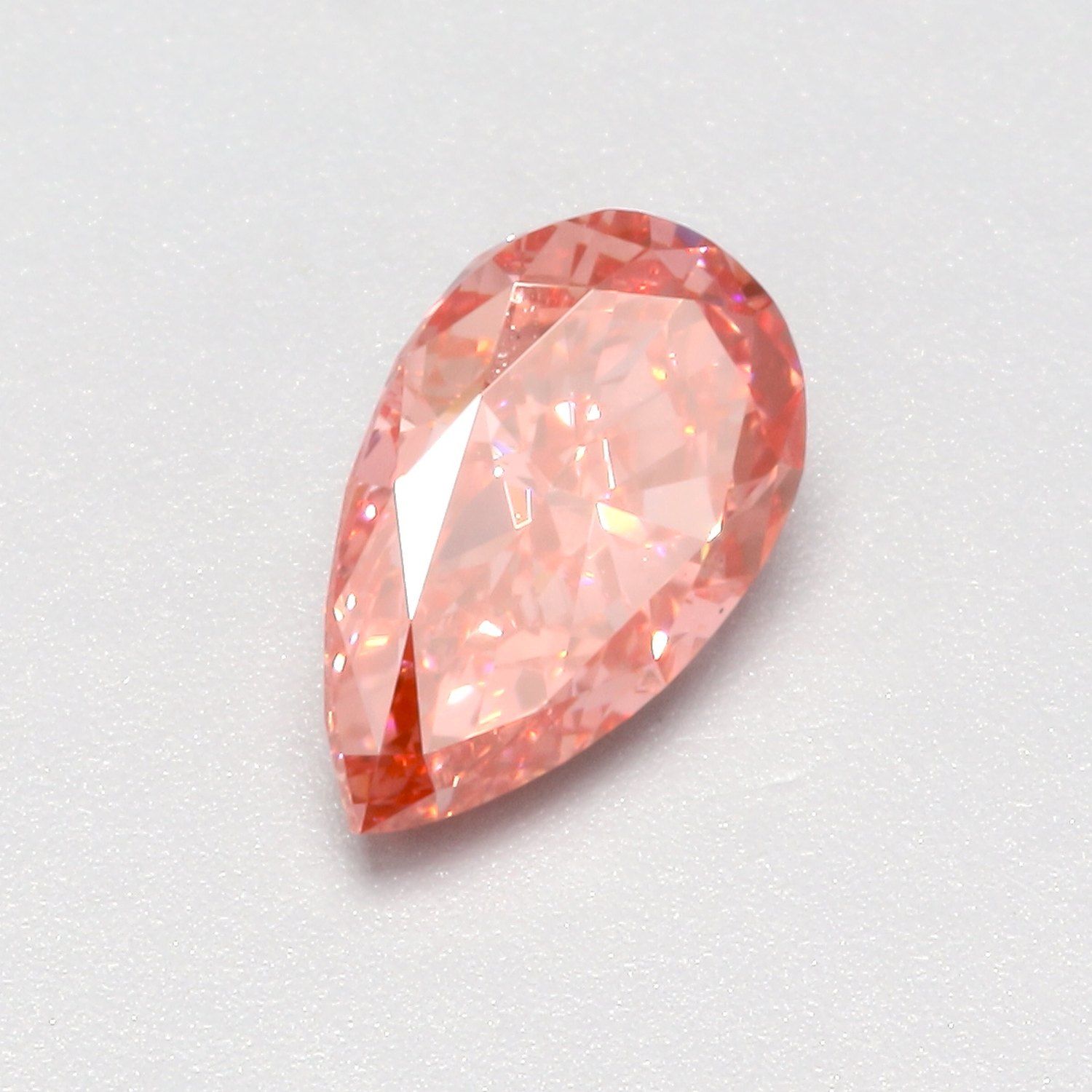 1.04 CT Fancy Vivid Pink PEAR