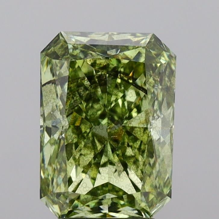 3.21 ct lab-grown Radiant Diamond