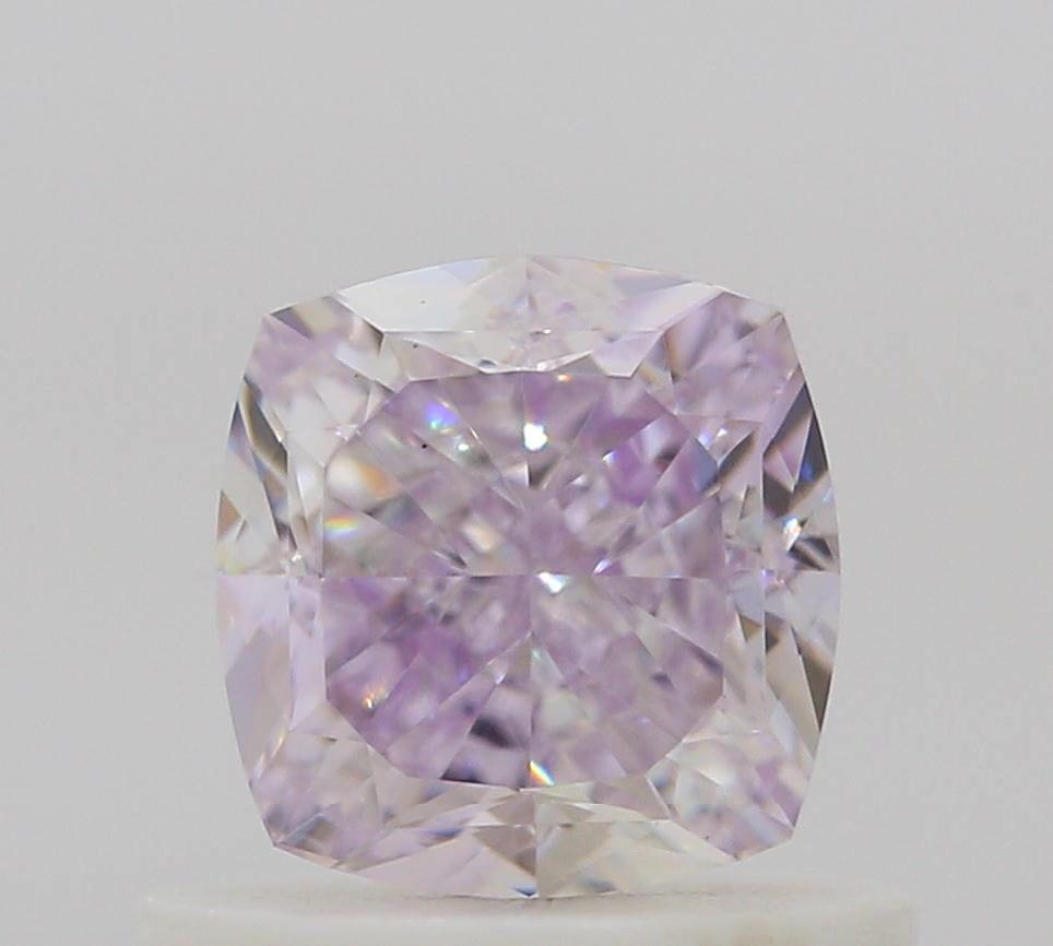 0.70 ct Cushion Brilliant diamond