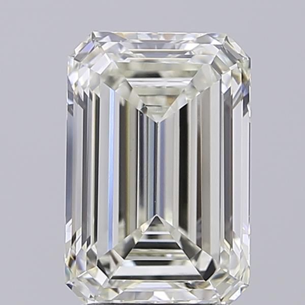 2.91 ct Emerald diamond