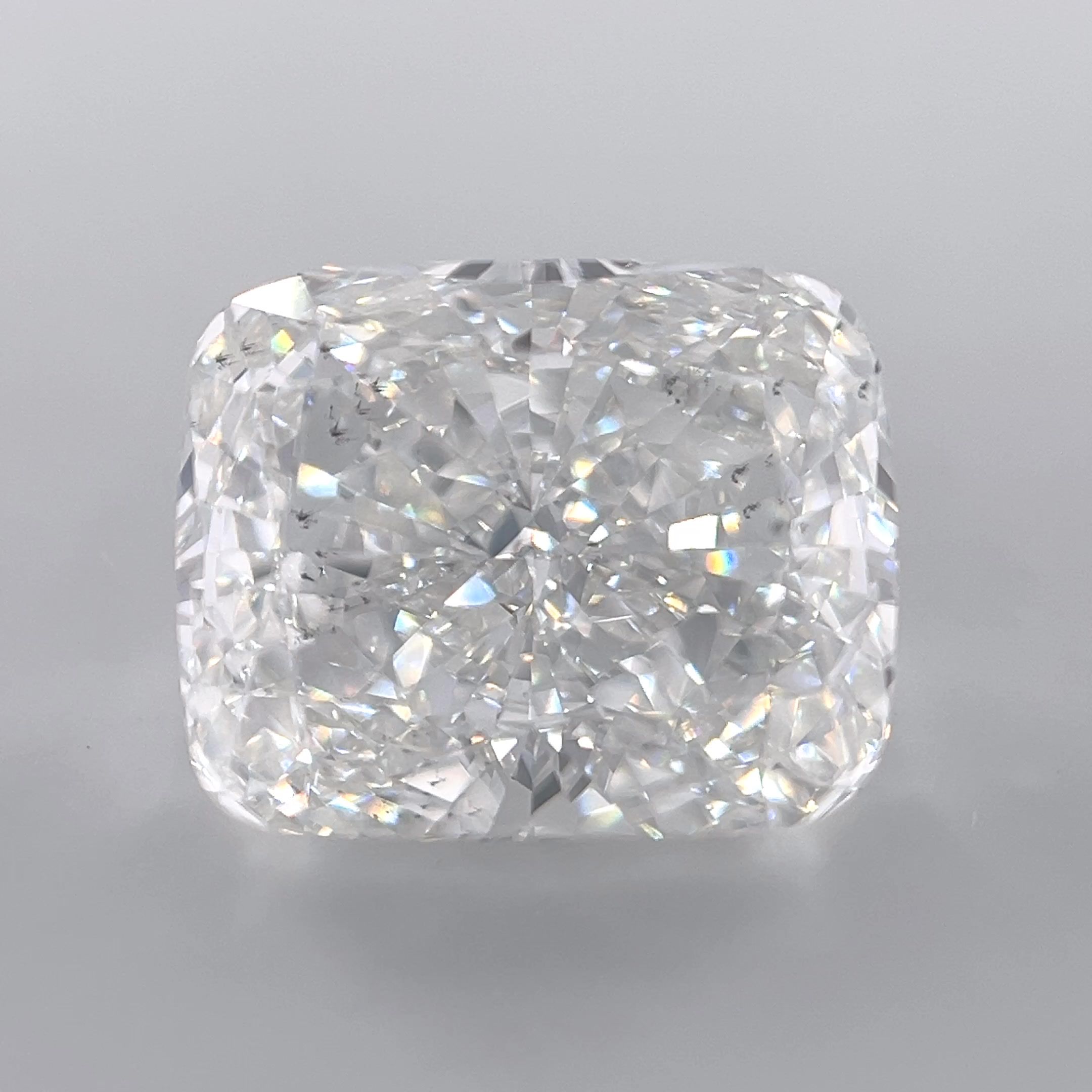 3.61 ct Cushion Brilliant diamond
