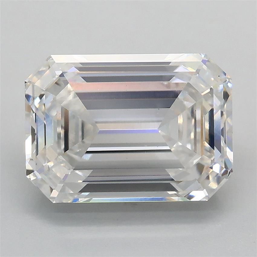 3.02 ct Emerald diamond