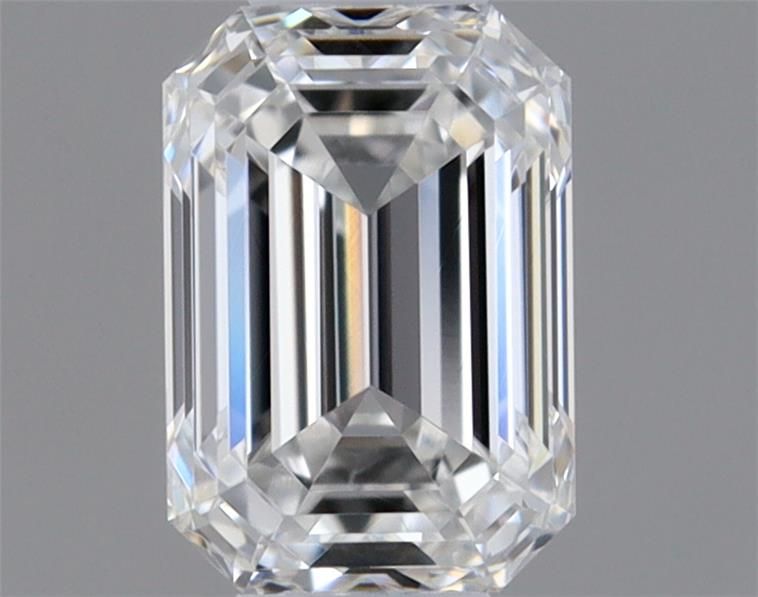 0.33 ct Emerald diamond