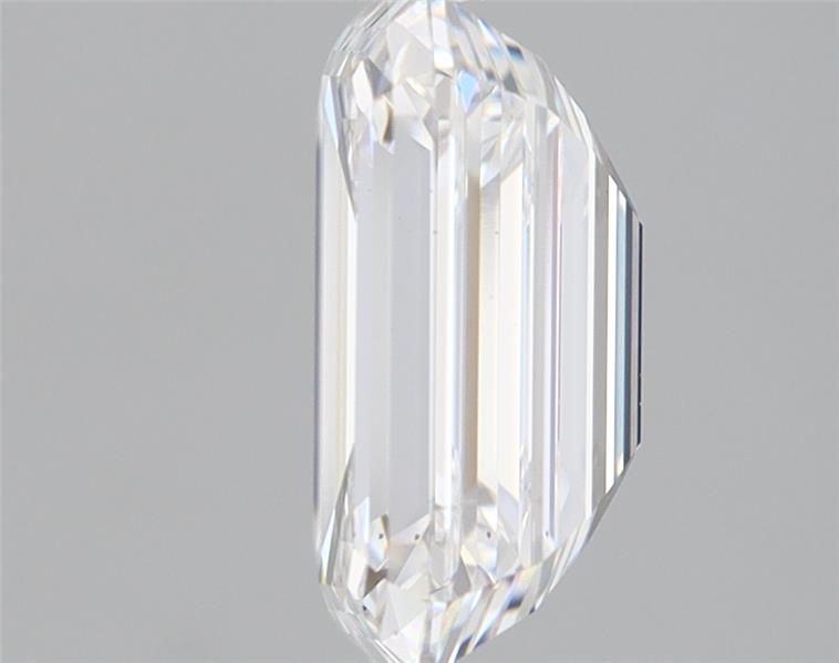 1.65 ct. emerald Lab Grown Diamond front image