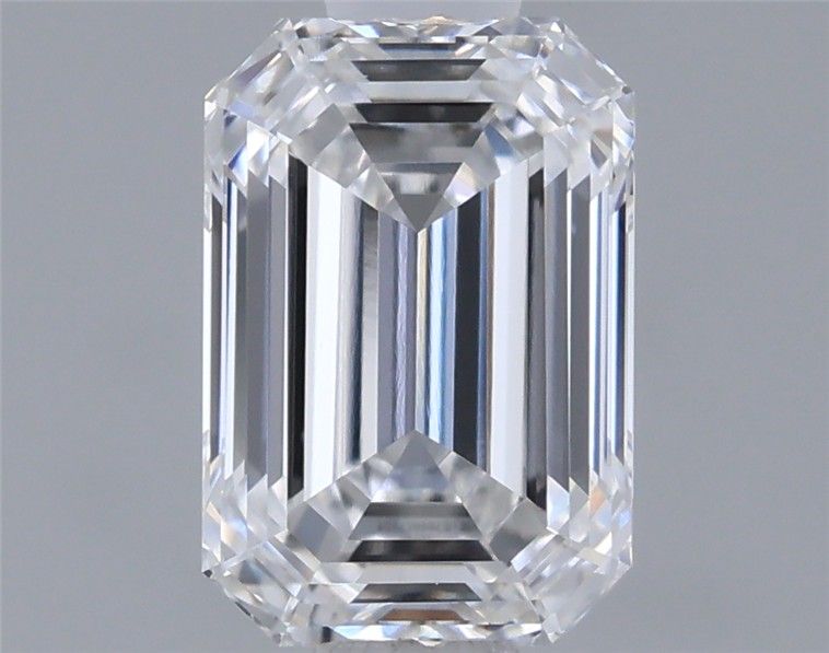 0.9 ct lab-grown Emerald Diamond